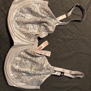 34DDD NWT Silver VS Pink Bra with sequins